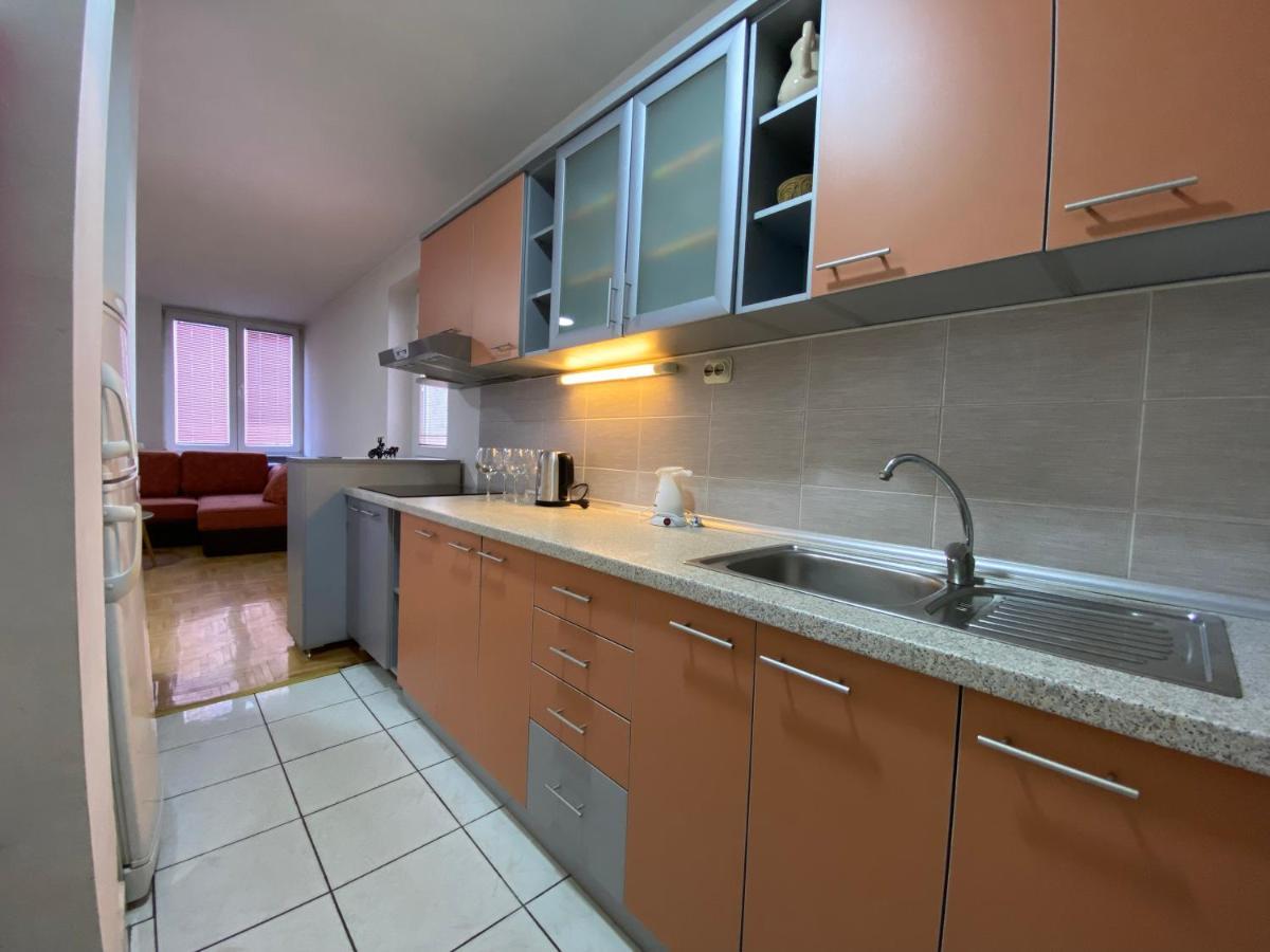 Sis 2 Bedroom 2 Bath With Free Parking In Ohrid Buitenkant foto